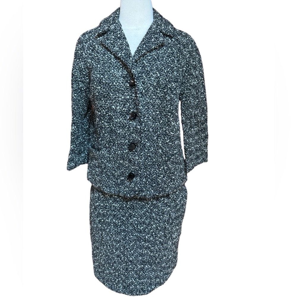 1960s David Barnes 100% Pure Wool 2 Piece Jacket & Pencil Skirt